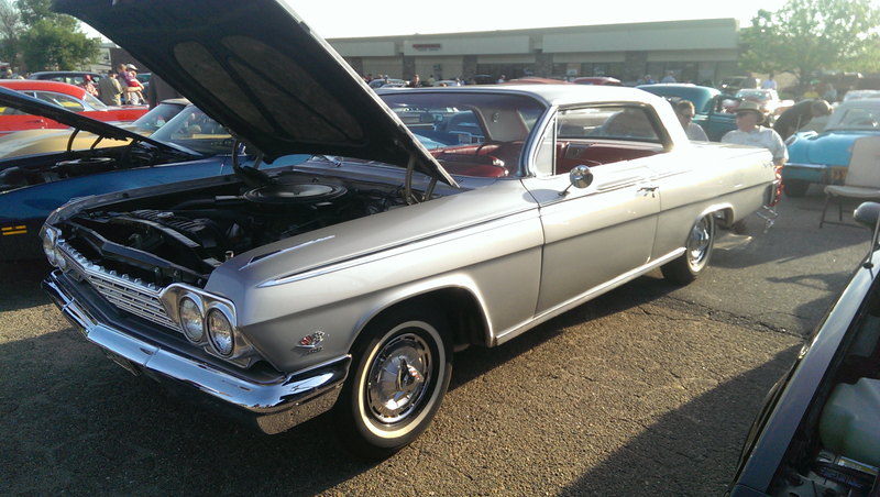Illustration for article titled Photo Dump- Nameless local car show